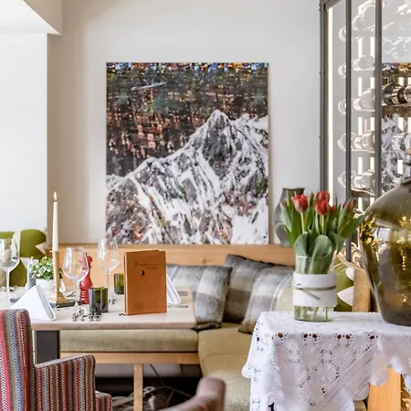 Mondschein Hotel Stuben am Arlberg