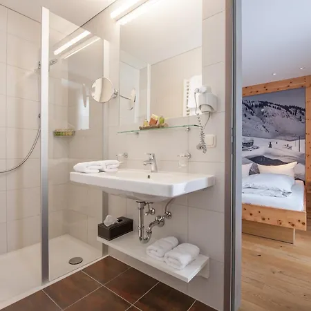 Hotel Mondschein 4*