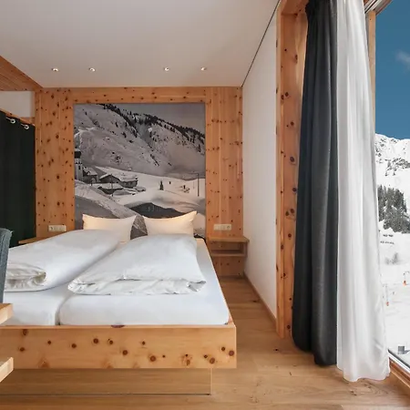 Mondschein Hotel Stuben am Arlberg